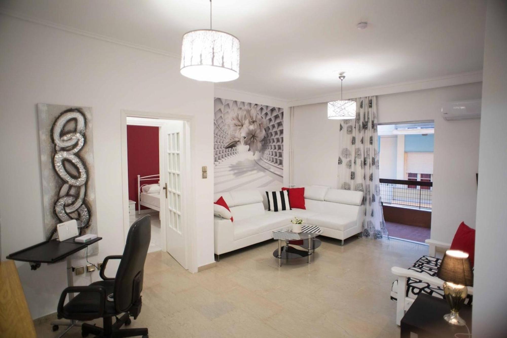 Apartment Cozy With Sea View Next To Marina Zeas *